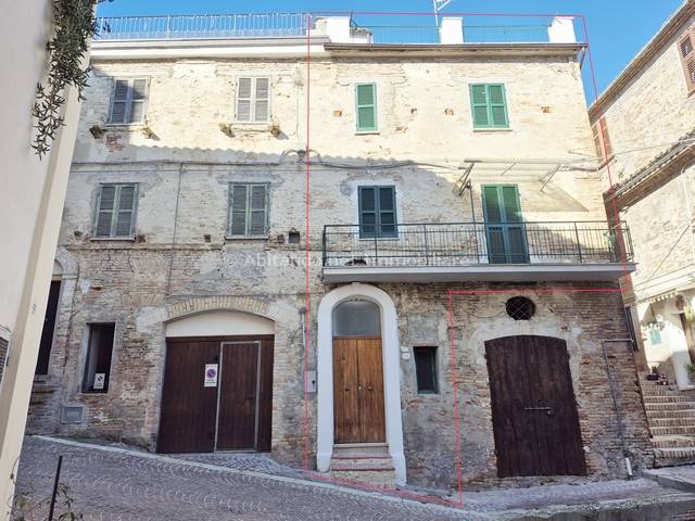 Appartamento indipendente in vendita a Penne