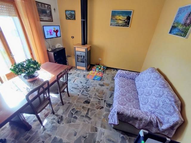 Casa singola in vendita a Farindola
