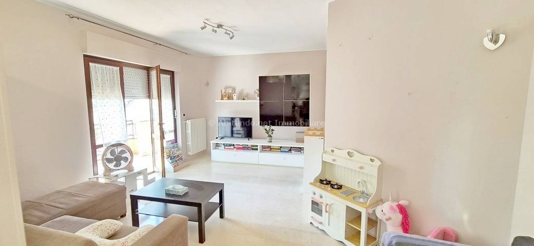 Palazzina in vendita a Penne