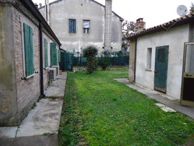 Casa con ingresso indipendente in vendita a Copparo