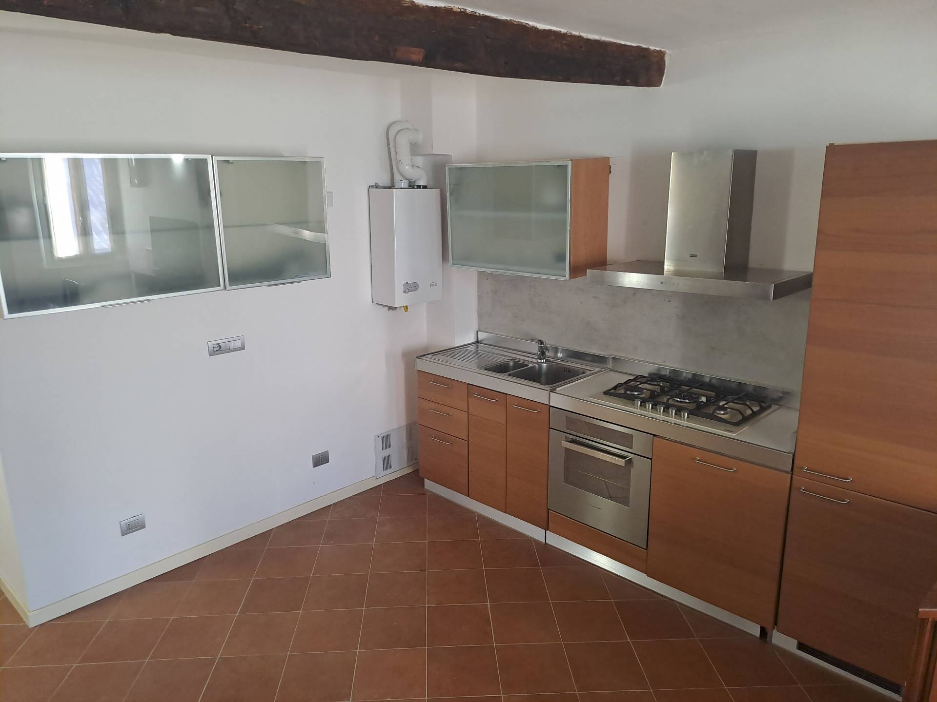 appartamento in affitto a Ferrara, CENTRO STORICO - ZONA MEDIEVALE