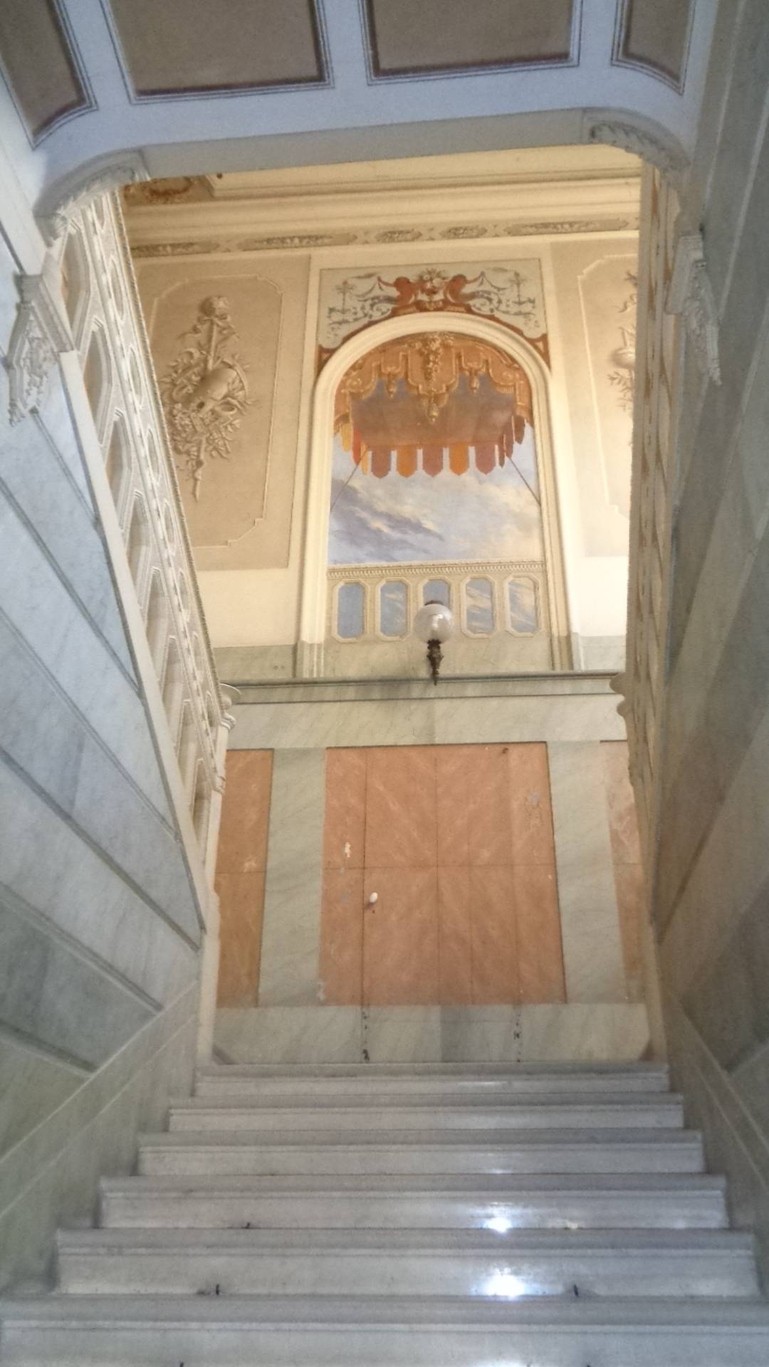 appartamento in vendita a Ferrara, MONTEBELLO - PIAZZA ARIOSTEA