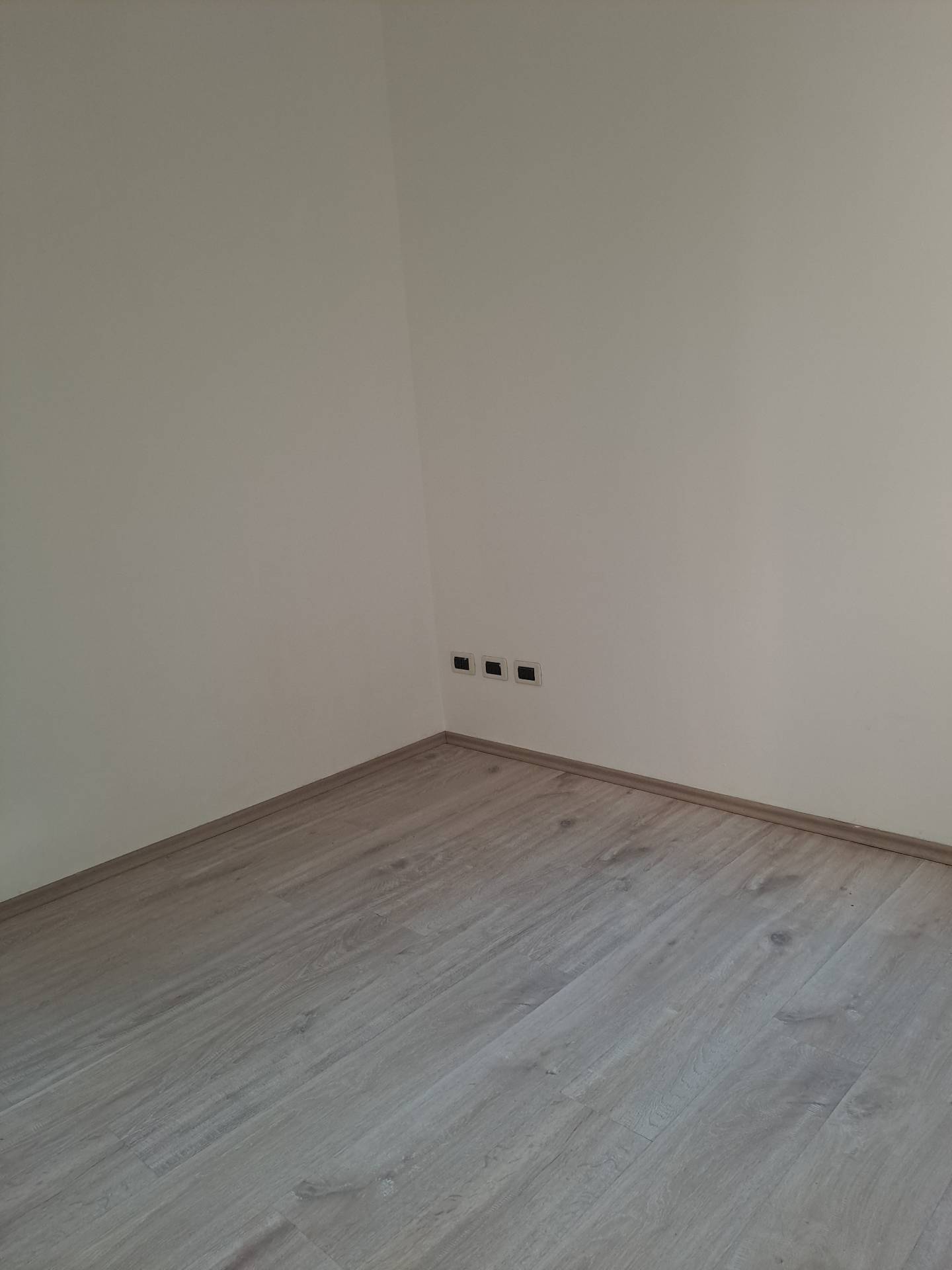 appartamento in vendita a Ferrara, CENTRO STORICO VIA RIPAGRANDE -GARIBALDI