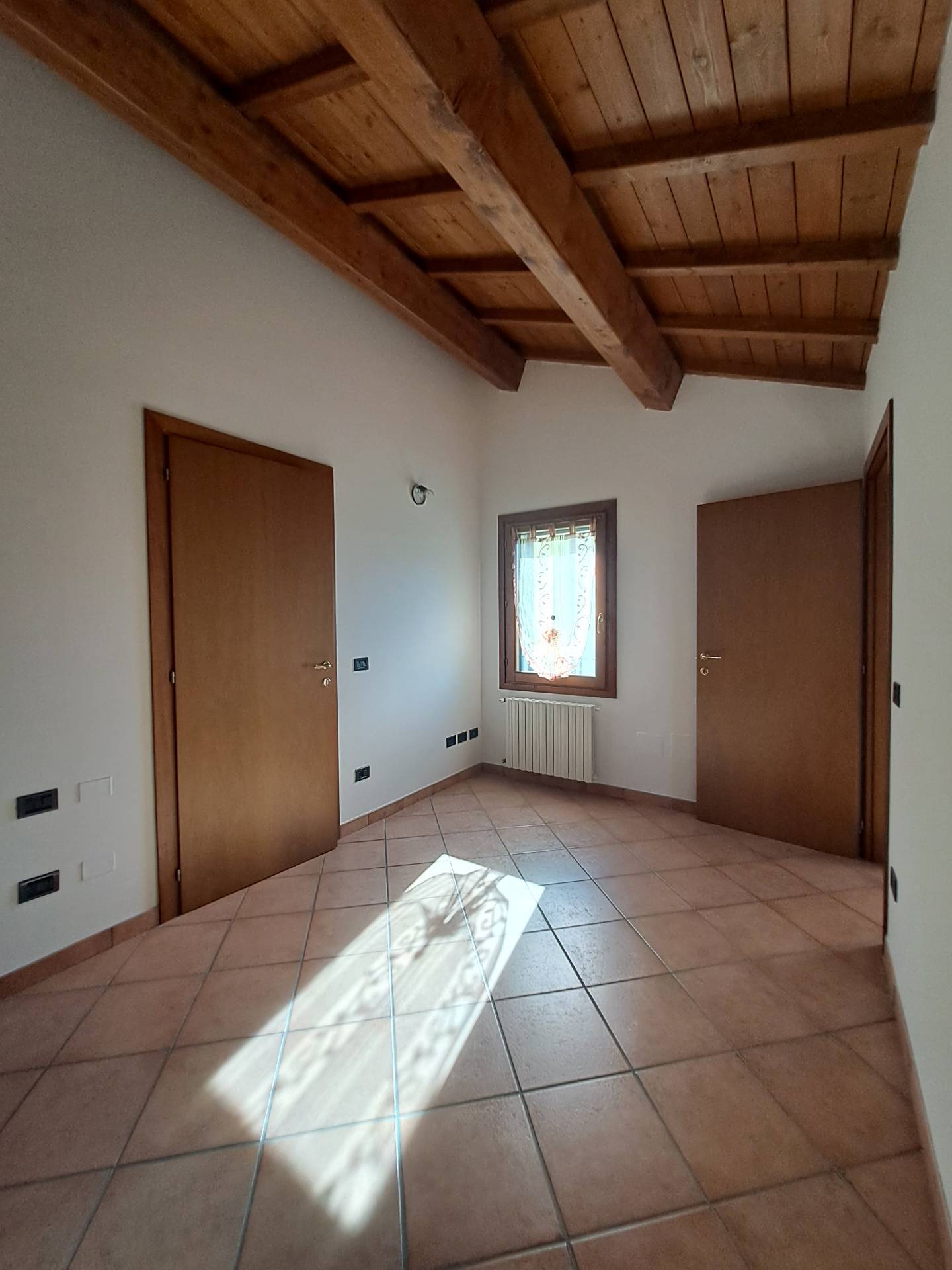 Casa con ingresso indipendente in affitto a Ferrara, Porotto-Cassana