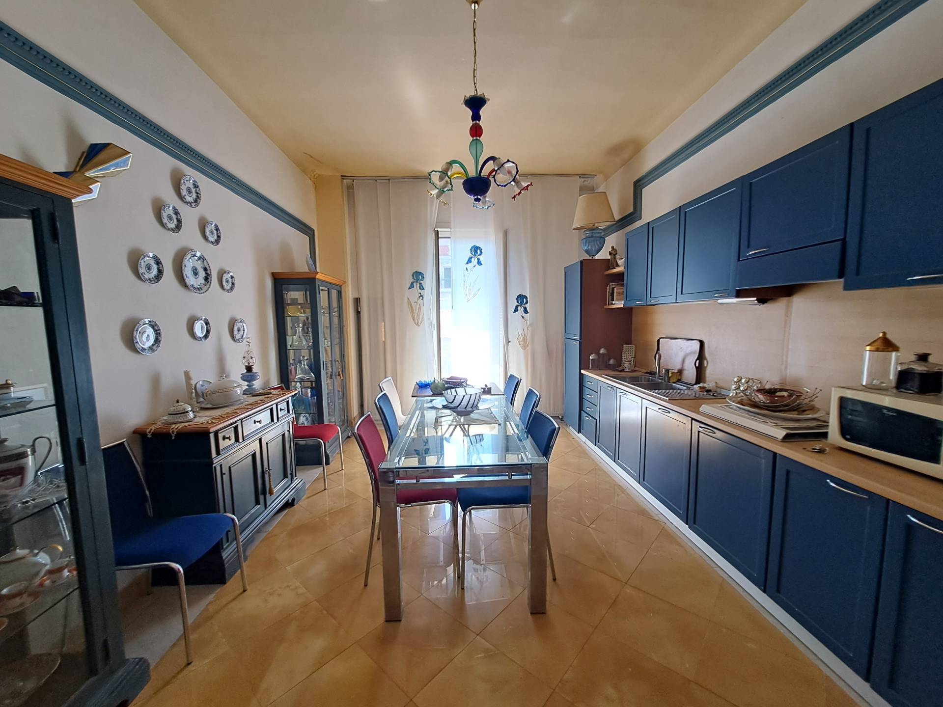 Casa con ingresso indipendente in vendita a Ferrara, PORTA PO - VIALE CAVOUR