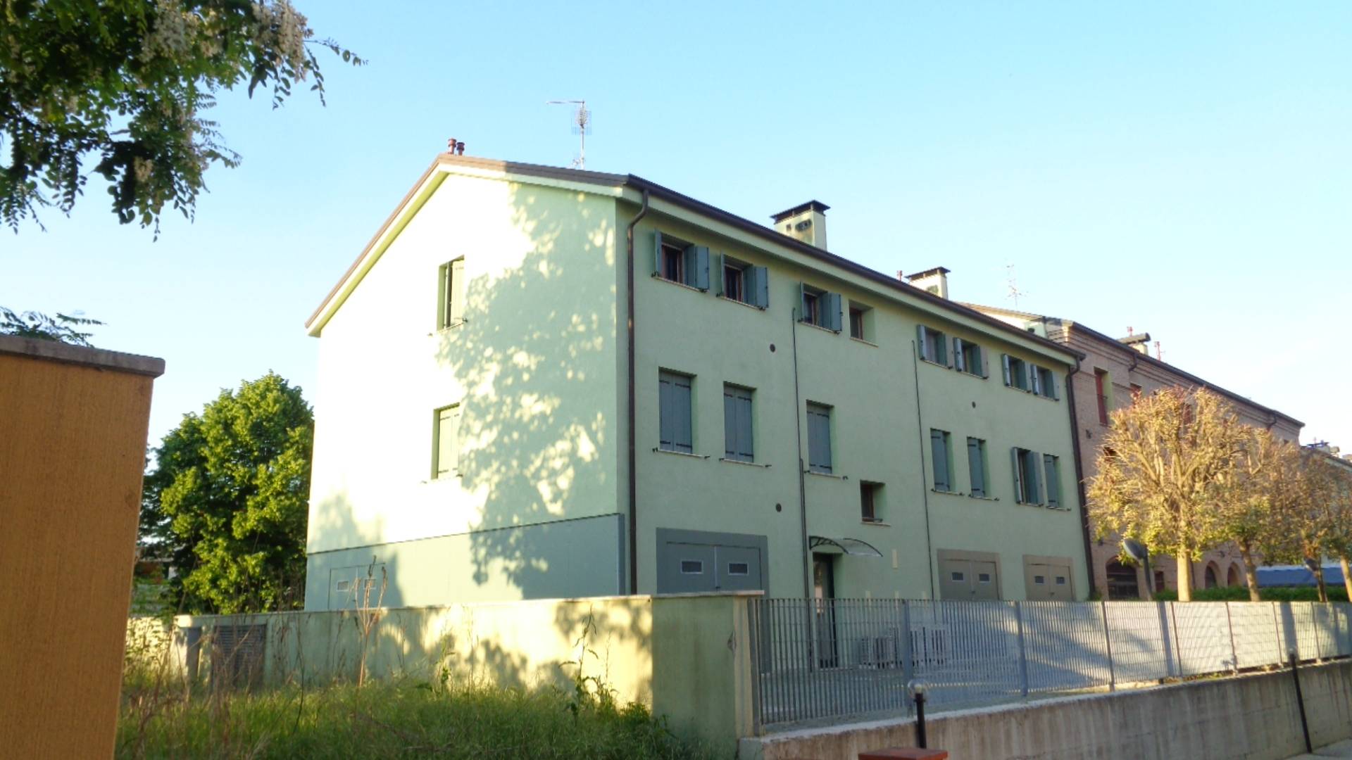 Appartamento Monolocale con box a Ferrara - via pomposa - quacchio - via briosi - 01