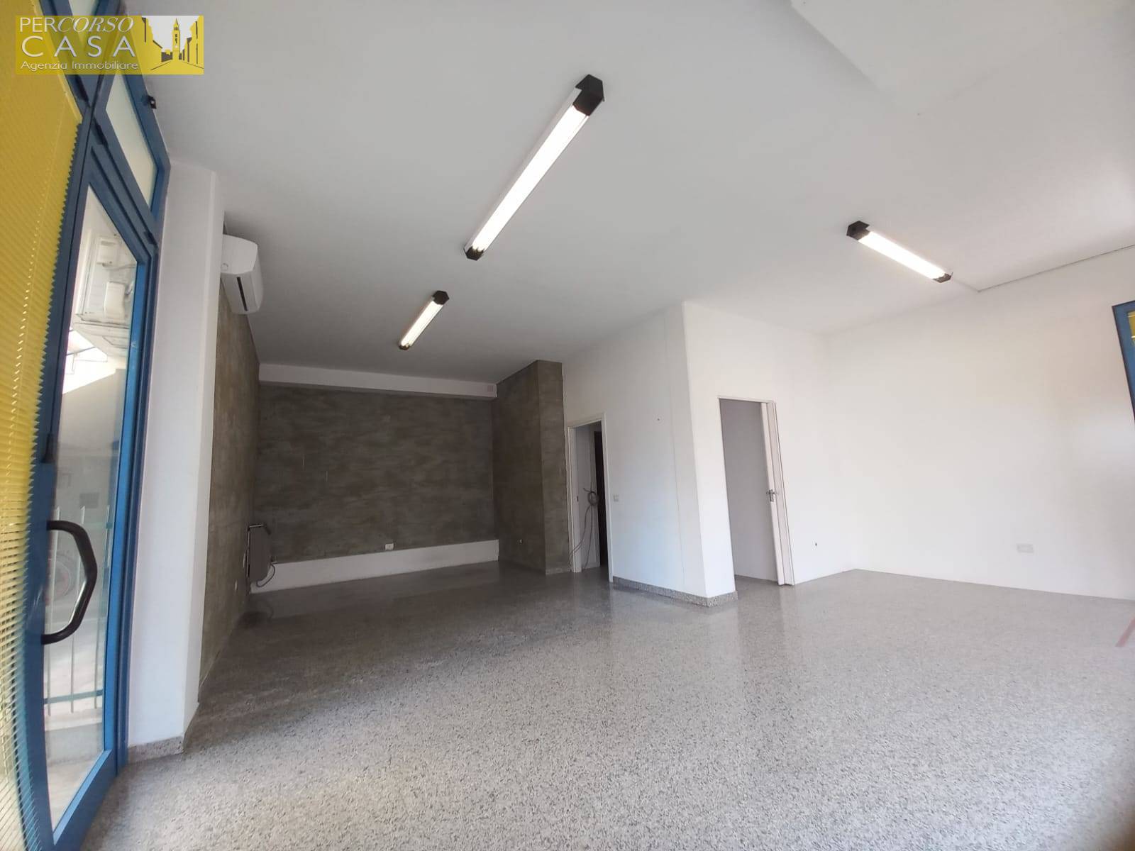 Locale Commerciale in affitto a Tortoreto, Zona Mare