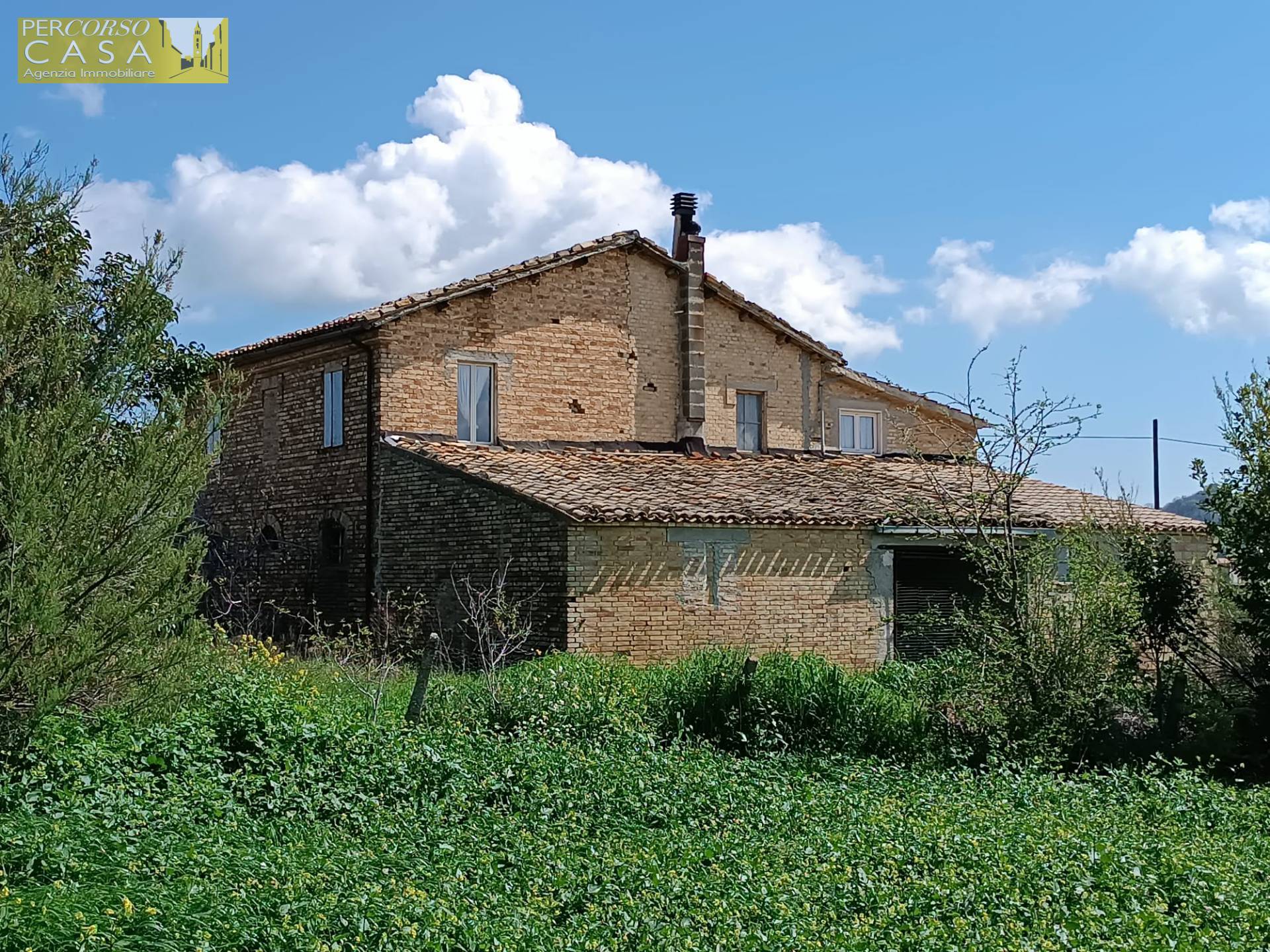 Casa singola in vendita a Bellante