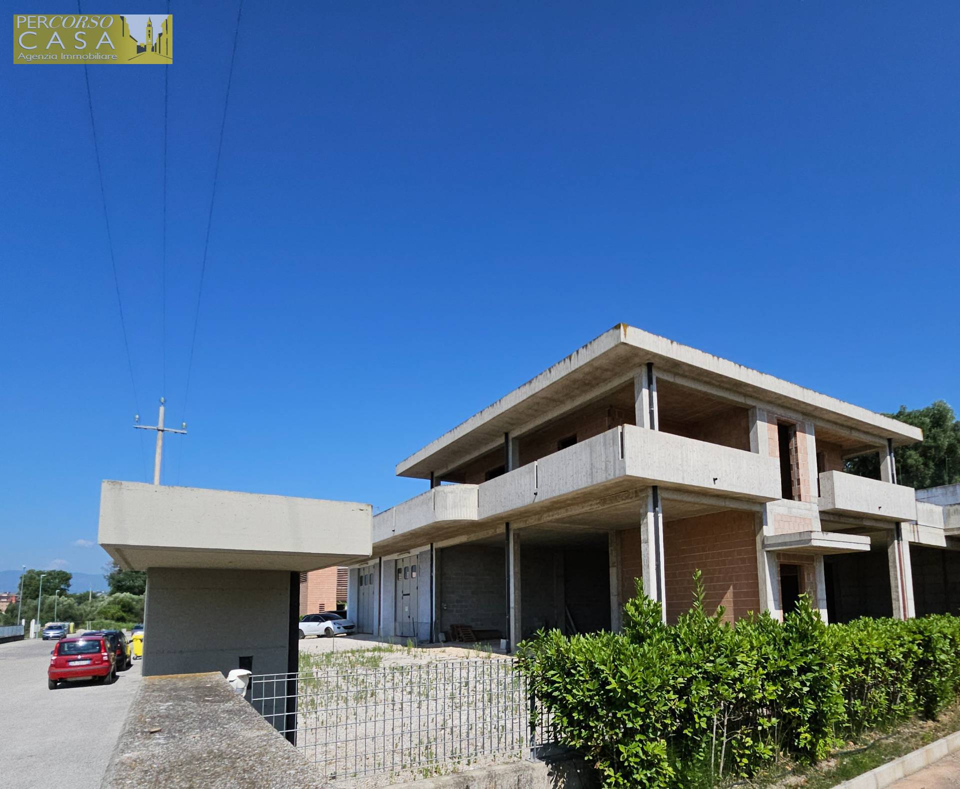 Capannone in vendita a Bellante