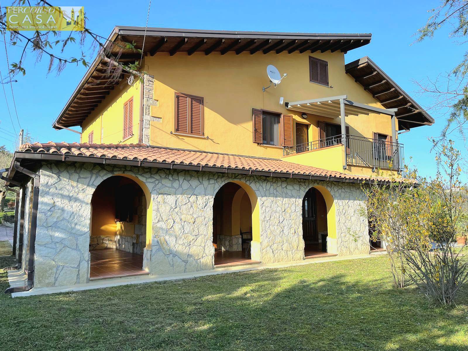Villa in vendita a Montorio al Vomano