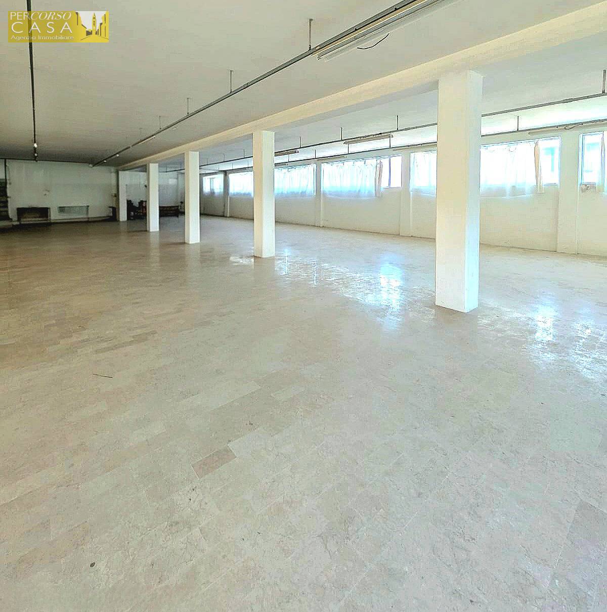 Opificio in affitto a Castellalto, Petriccione