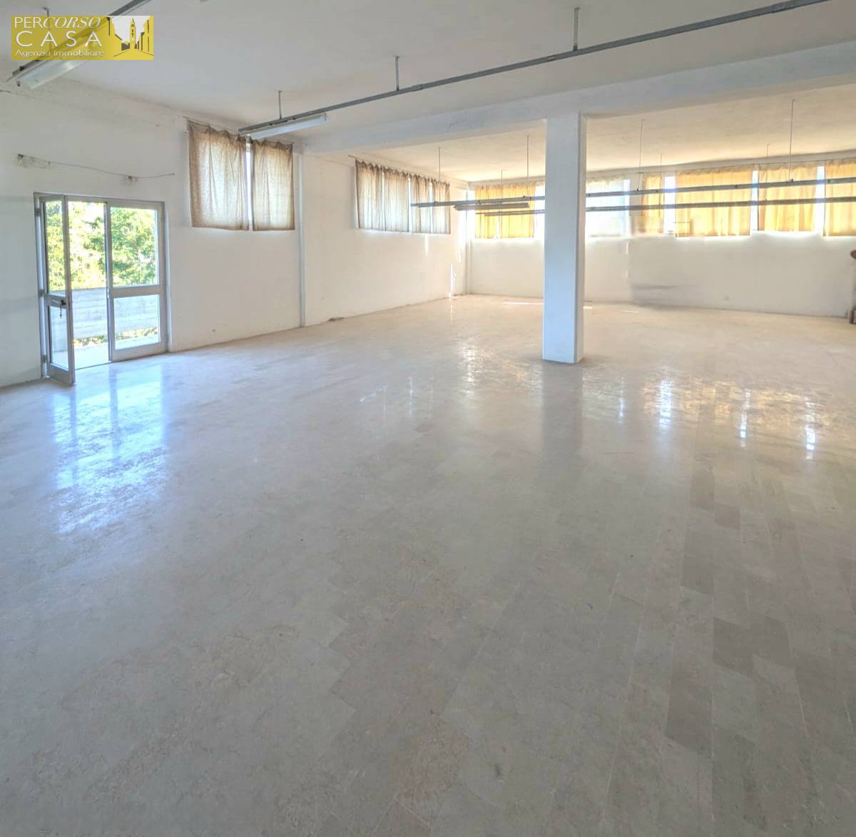 Opificio in affitto a Castellalto, Petriccione