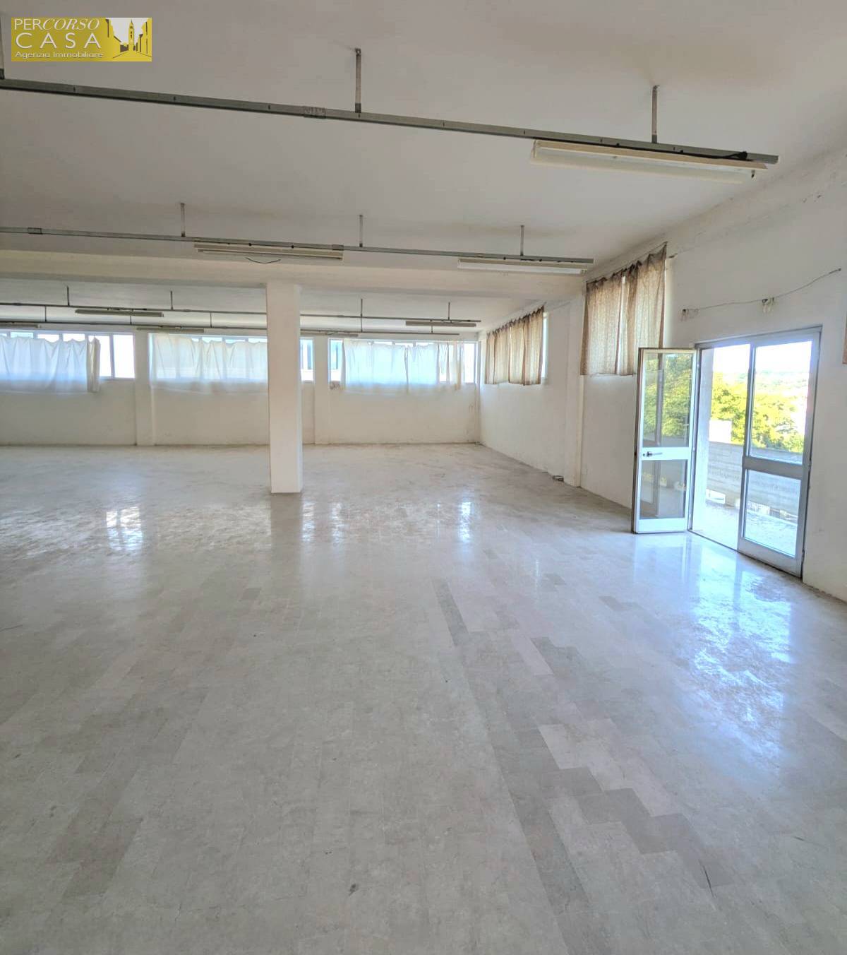 Opificio in affitto a Castellalto, Petriccione