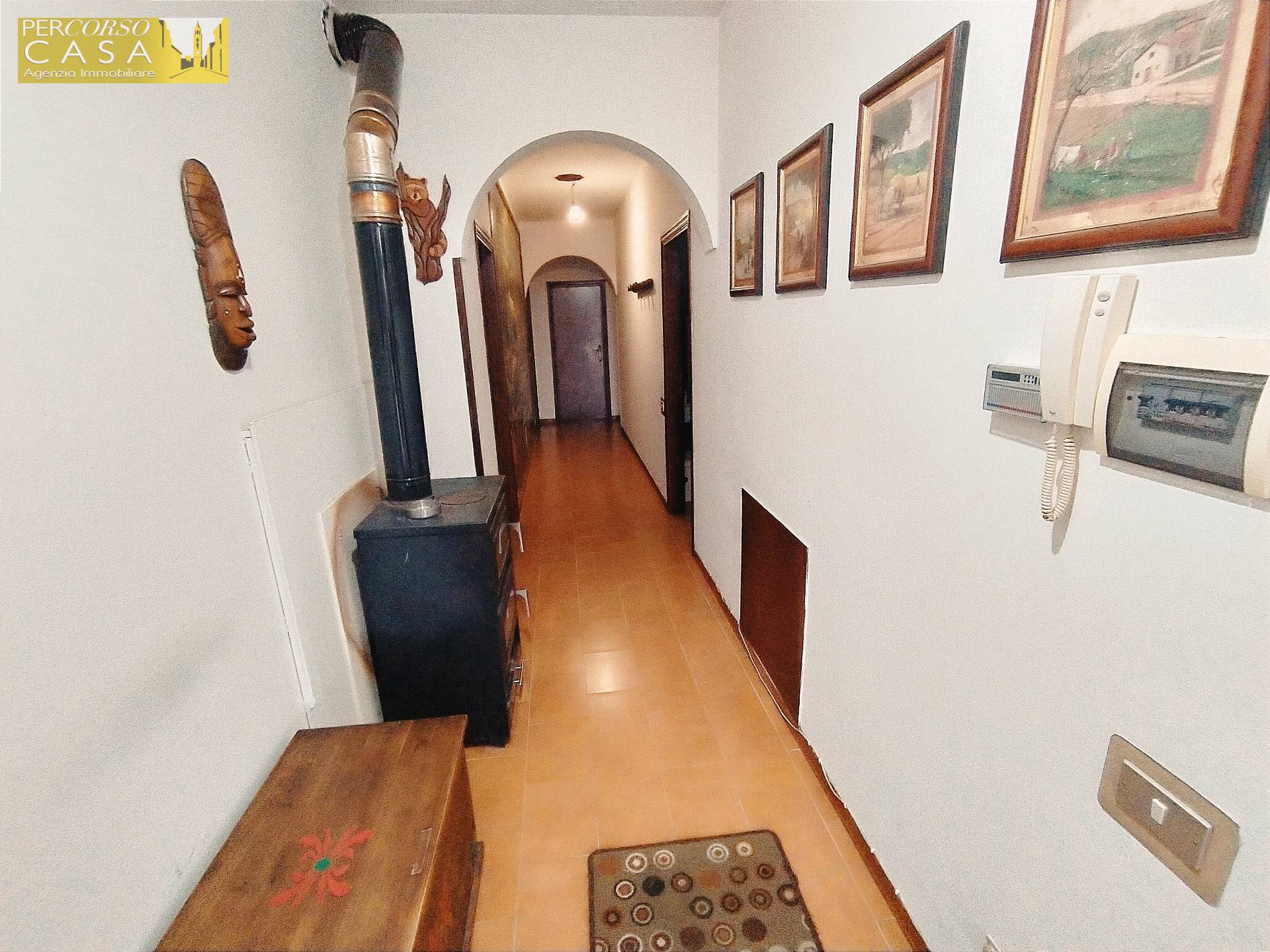 Appartamento Indipendente in vendita a Civitella del Tronto, Collebigliano