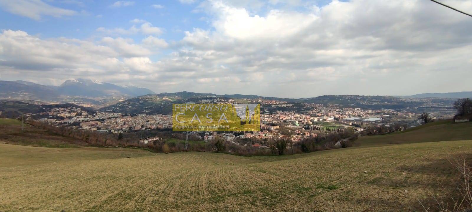 Terreno edificabile in vendita a Teramo, Specola
