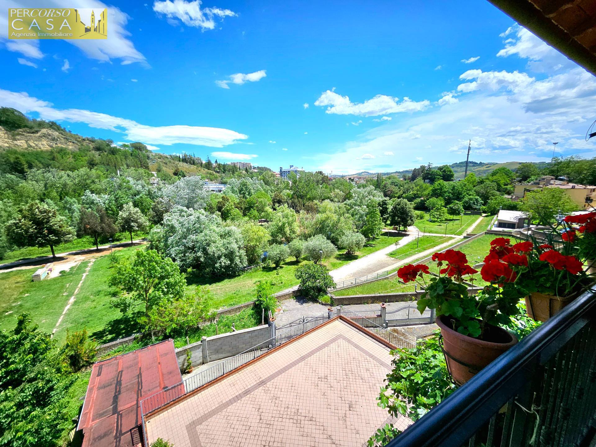Bifamiliare in vendita a Teramo, Centro Storico