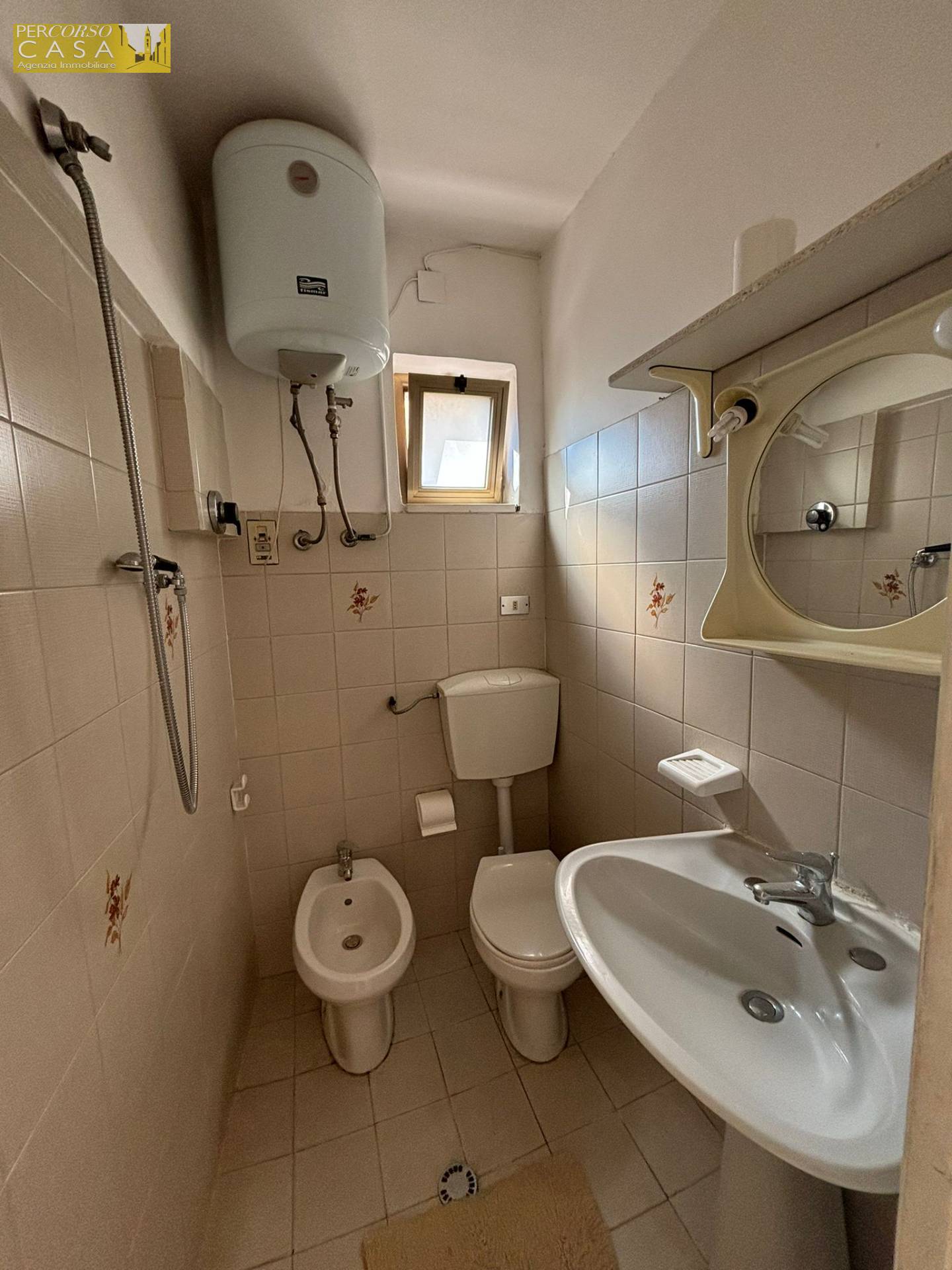 APPARTAMENTO CIELO TERRA INDIPENDENTE in vendita a Montorio al Vomano, Schiavano