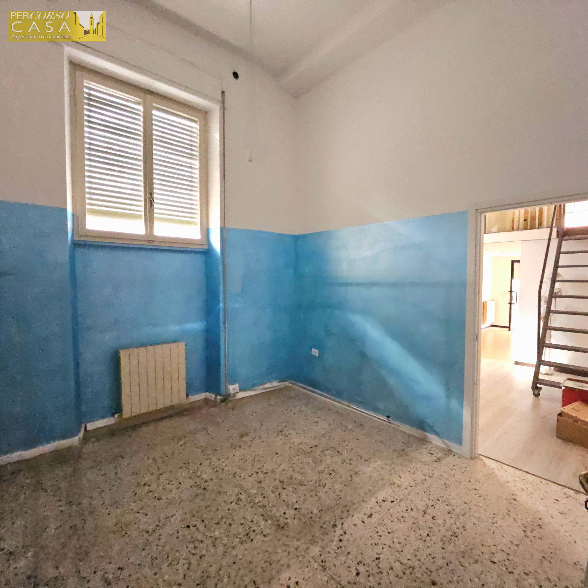 Locale Commerciale in vendita a Teramo, Centro Storico