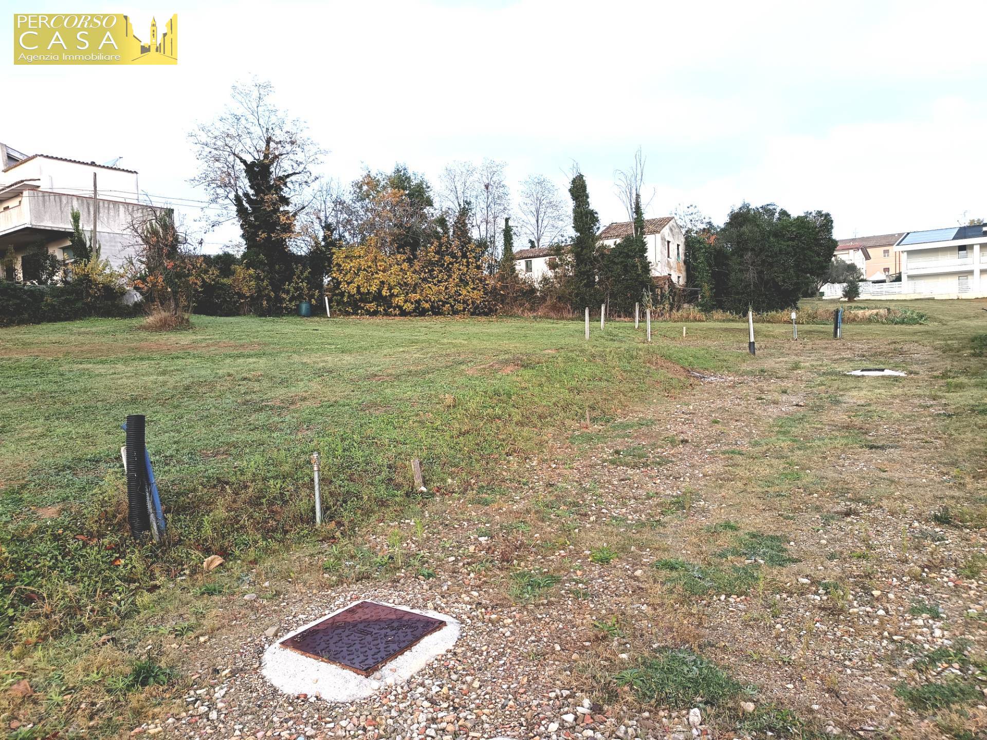 Terreno edificabile in vendita a Teramo, Nepezzano