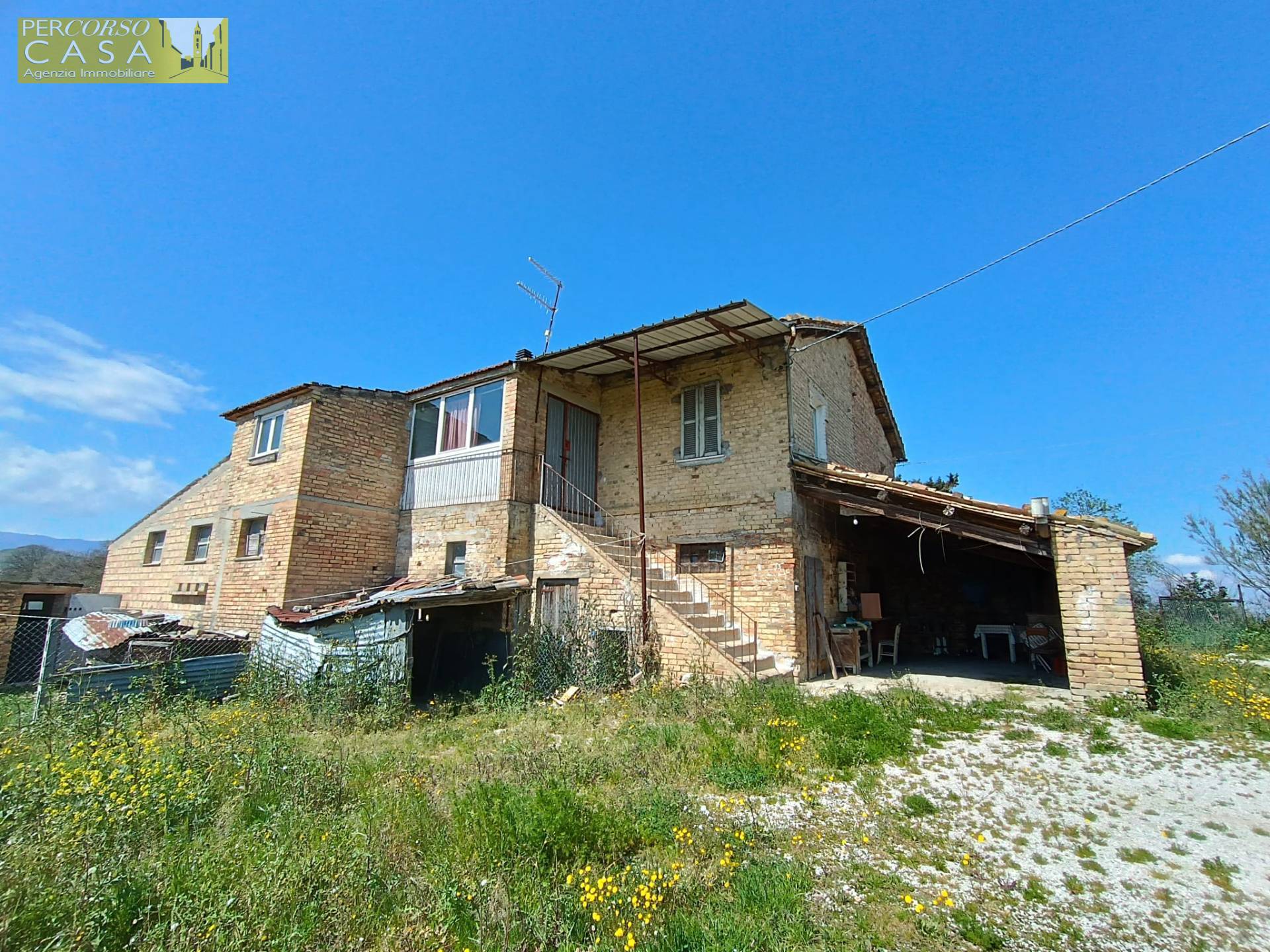 Casa singola in vendita a Bellante