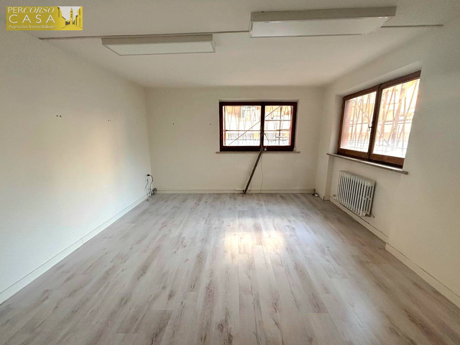 Locale Commerciale in affitto a Teramo, Stazione