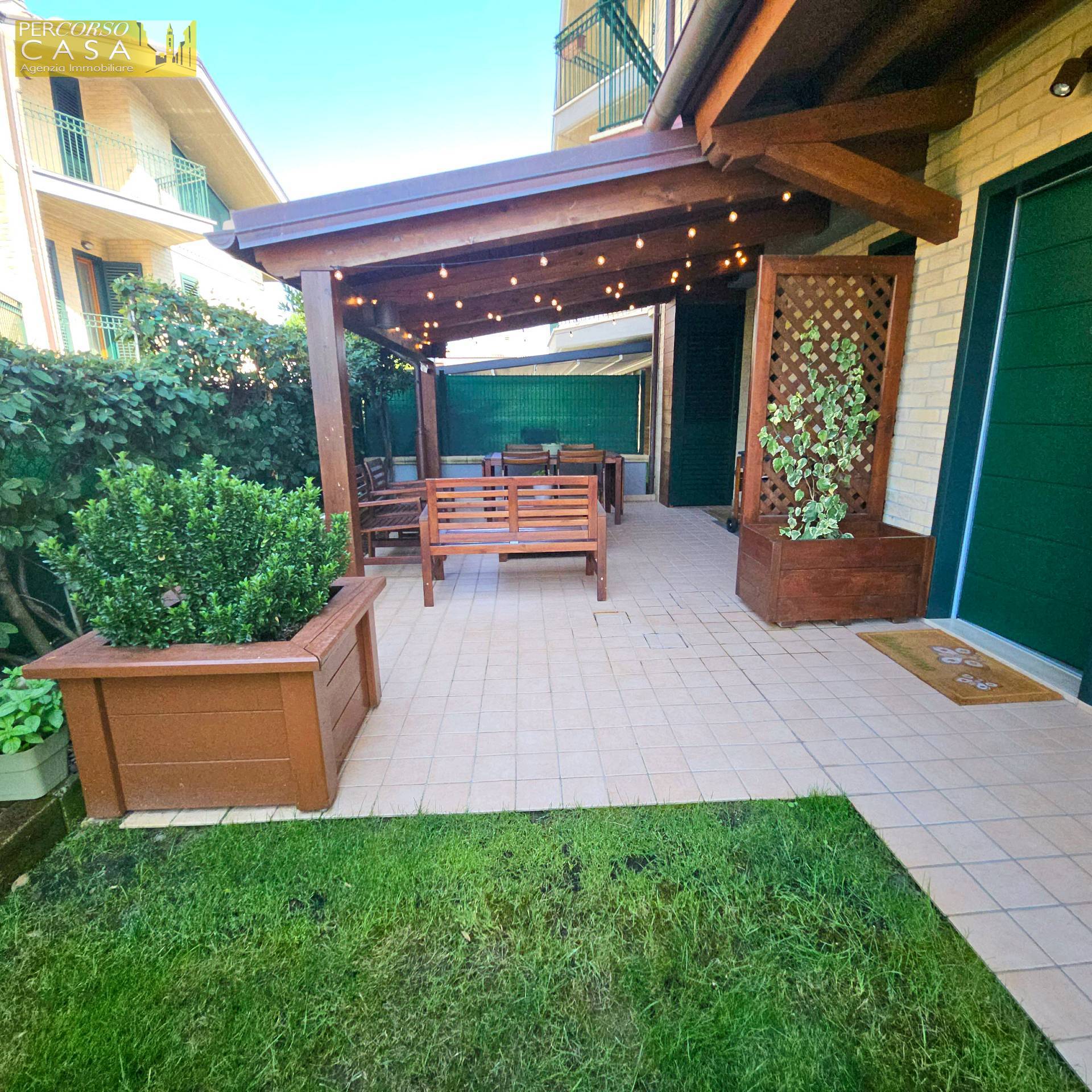 Porzione di Villa in vendita a Teramo, Nepezzano