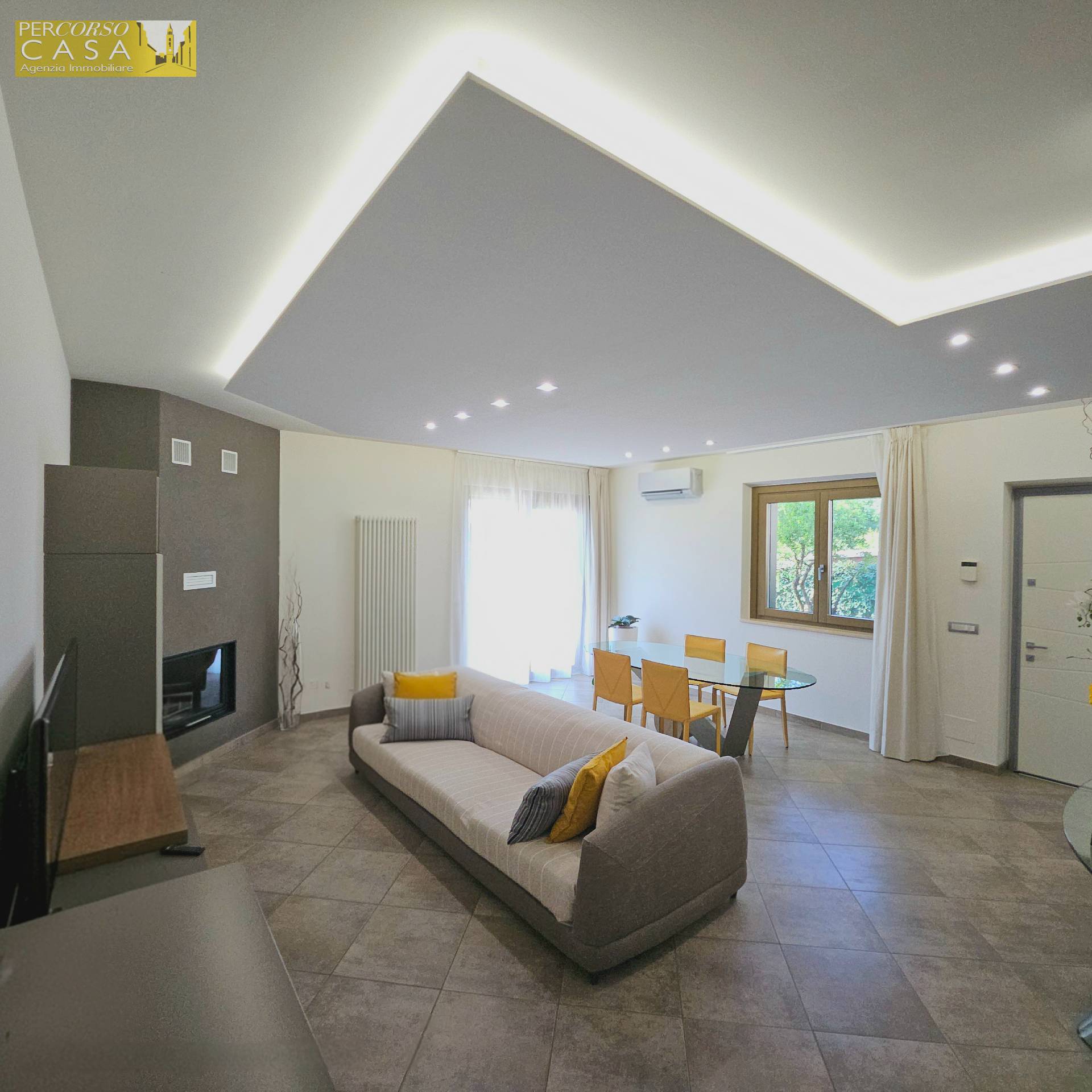 Porzione di Villa in vendita a Teramo, Nepezzano