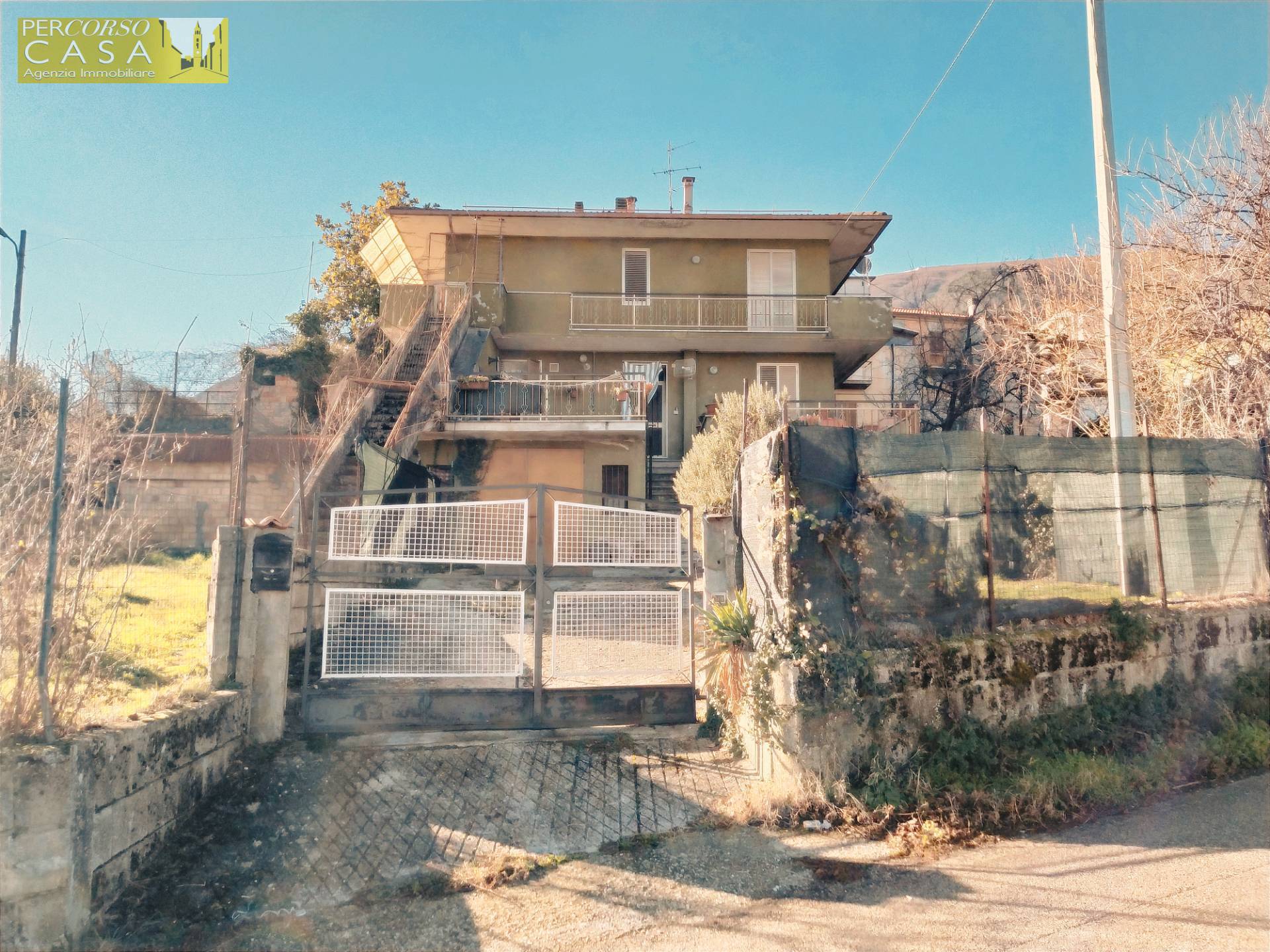 Appartamento Indipendente in vendita a Civitella del Tronto, Collebigliano