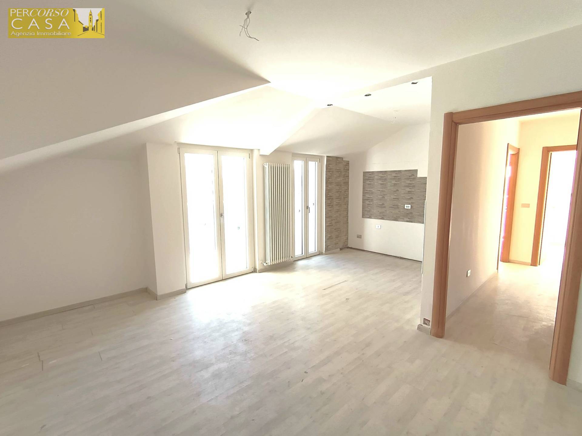 Appartamento in vendita a Teramo, Via Cona