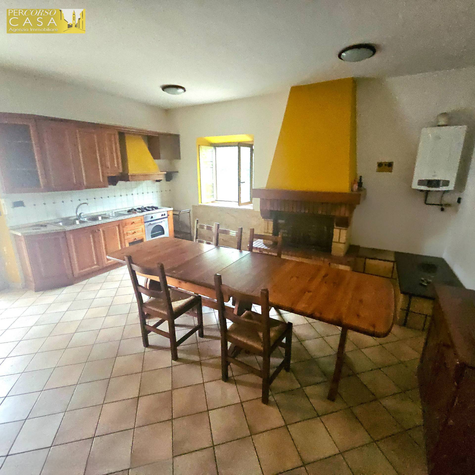 Bifamiliare in vendita a Teramo, Varano