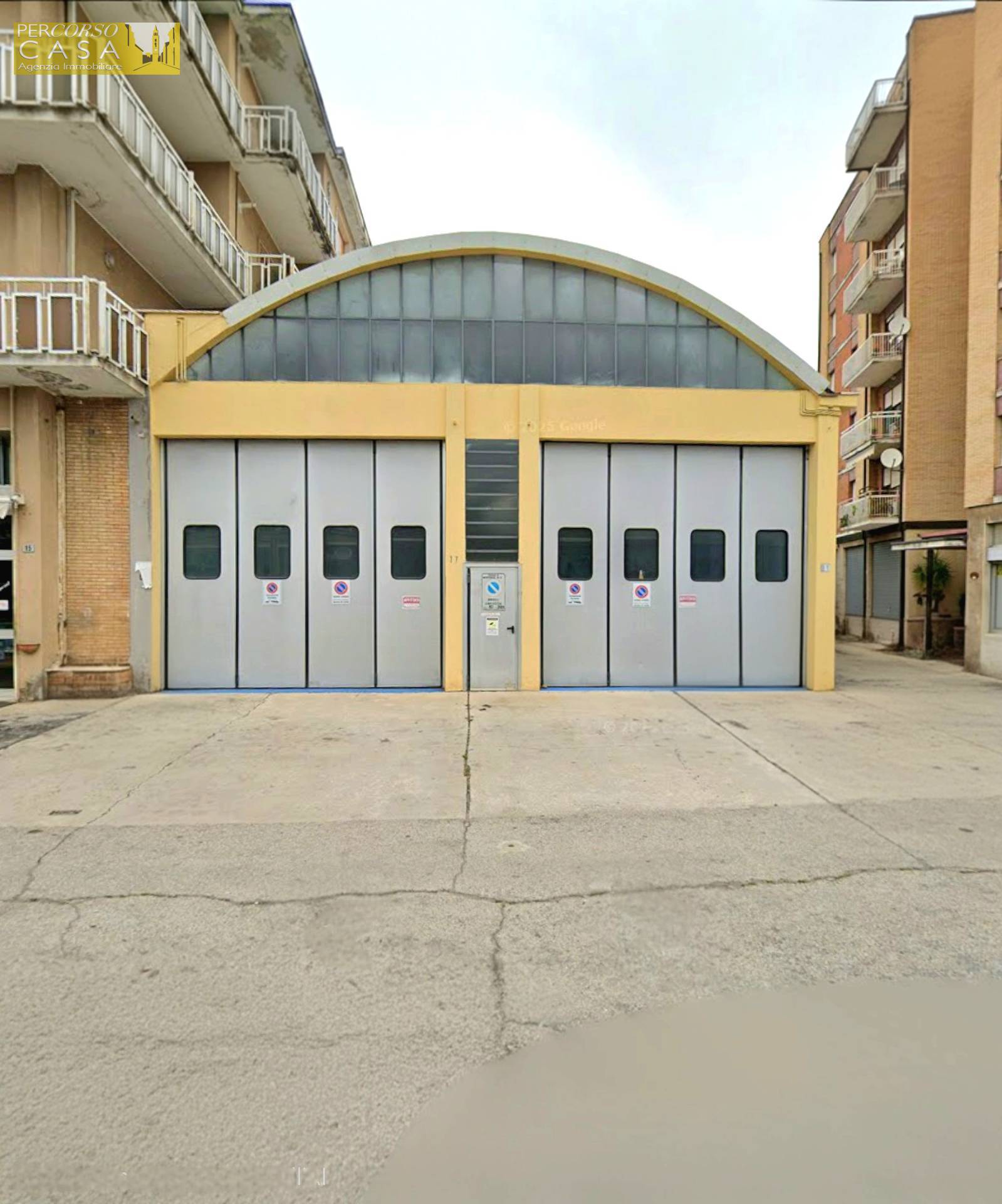 Locale Commerciale in affitto a Montorio al Vomano