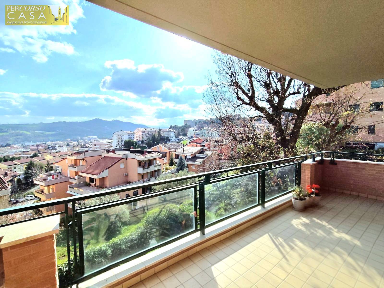 Appartamento in vendita a Teramo, Villa Mosca