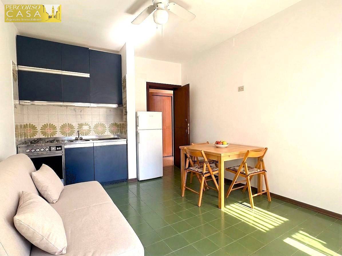 Appartamento in vendita a Martinsicuro, Villa Rosa