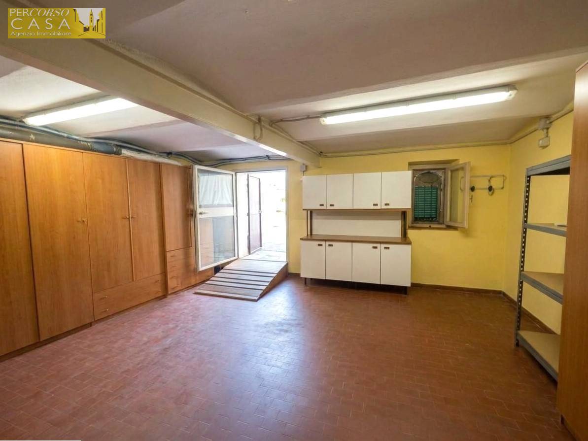 Appartamento Indipendente in vendita a Sant'Omero, Garrufo