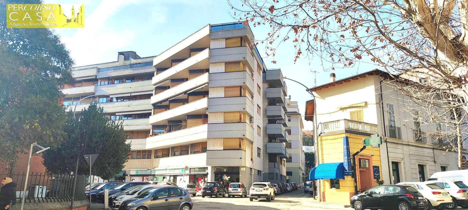 Appartamento in vendita da ristrutturare a Teramo - centro - 01