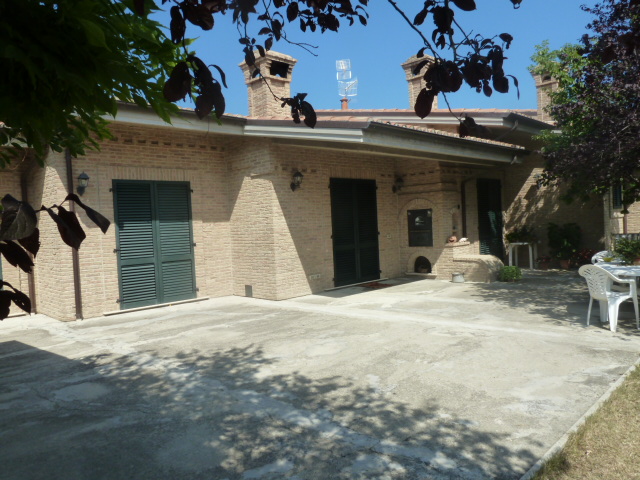 Villa in vendita a Monteprandone, RESIDENZIALE COLLINARE