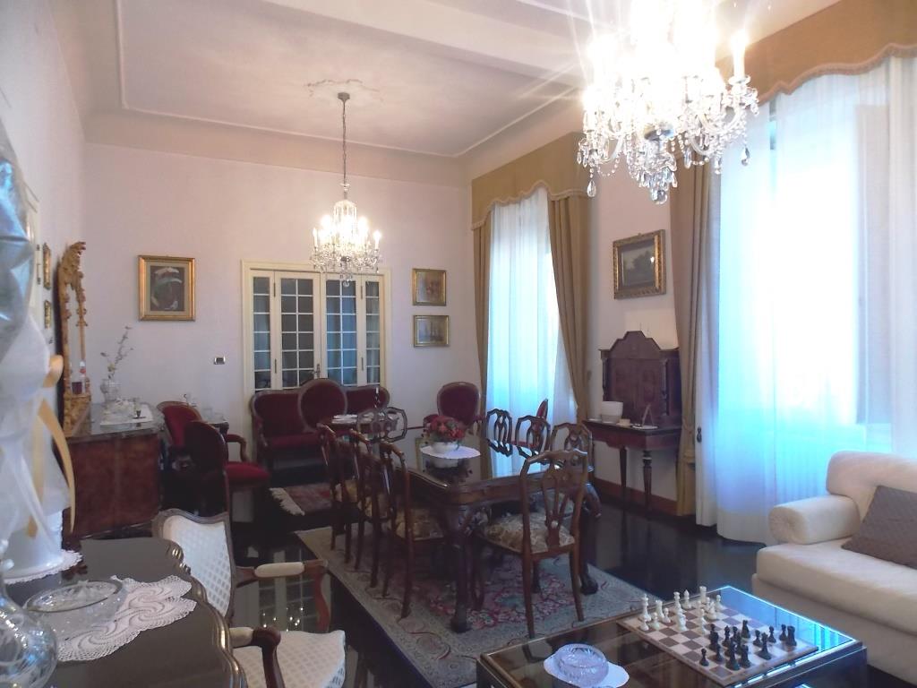 Appartamento in vendita a San Benedetto del Tronto, Centro