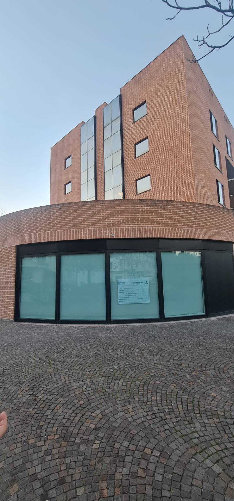 STUDIO-UFFICIO-NEGOZIO in vendita a San Benedetto del Tronto, Conad