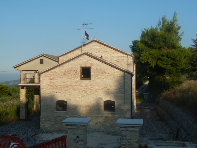 CASA COLONICA in vendita a Acquaviva Picena, Casarica