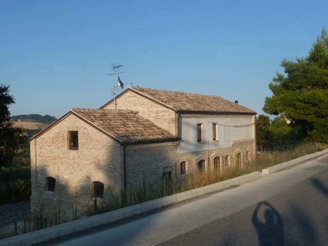 CASA COLONICA in vendita a Acquaviva Picena, Casarica