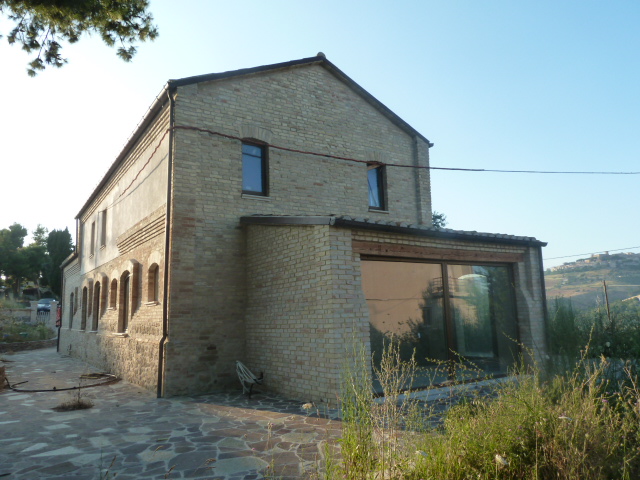 CASA COLONICA in vendita a Acquaviva Picena, Casarica