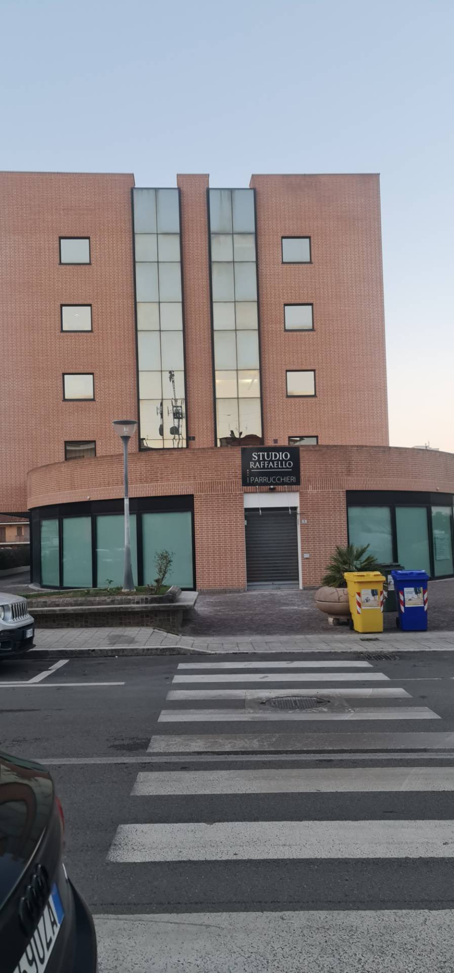 STUDIO-UFFICIO-NEGOZIO in vendita a San Benedetto del Tronto, Conad