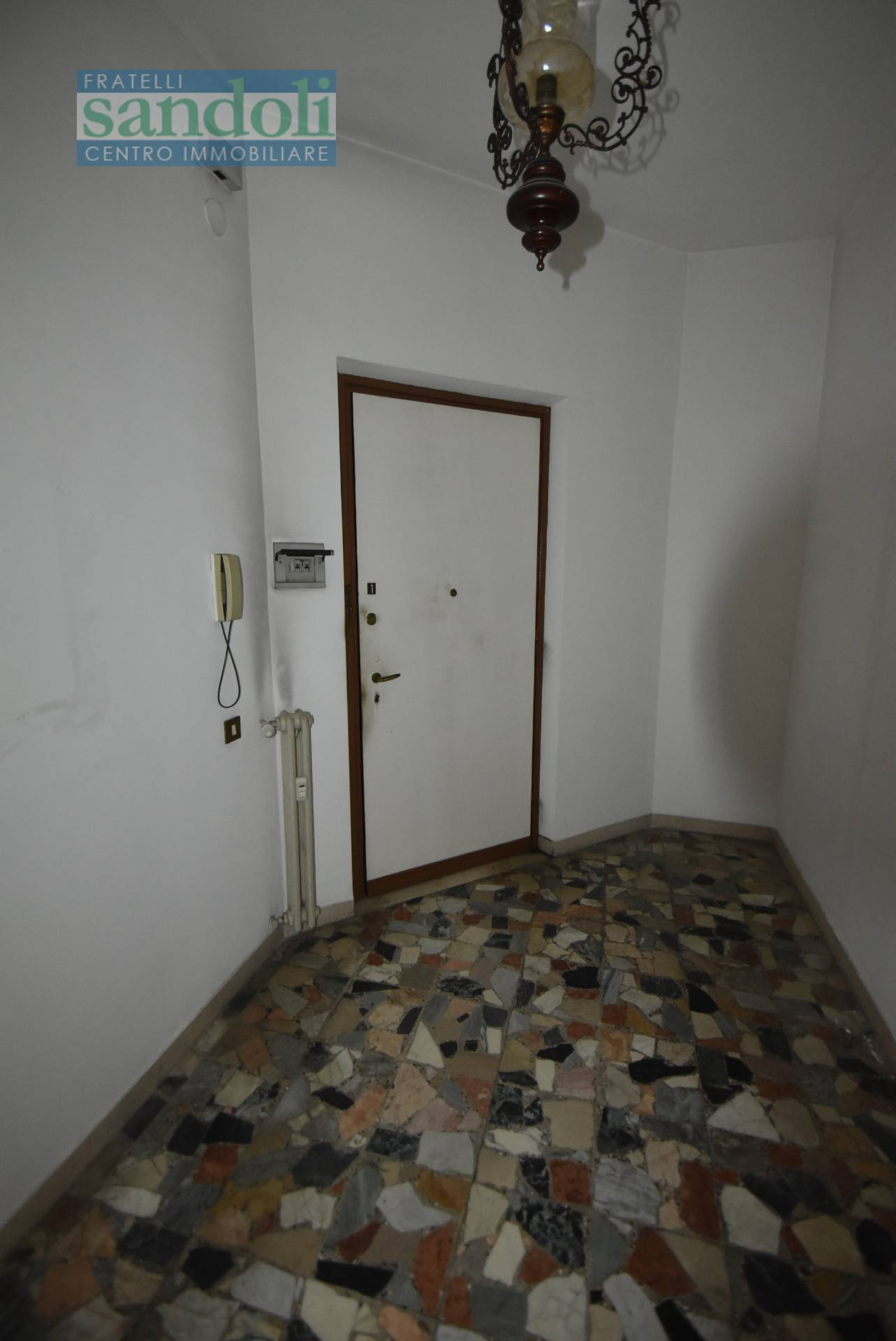 Appartamento in vendita a Vercelli, Centro