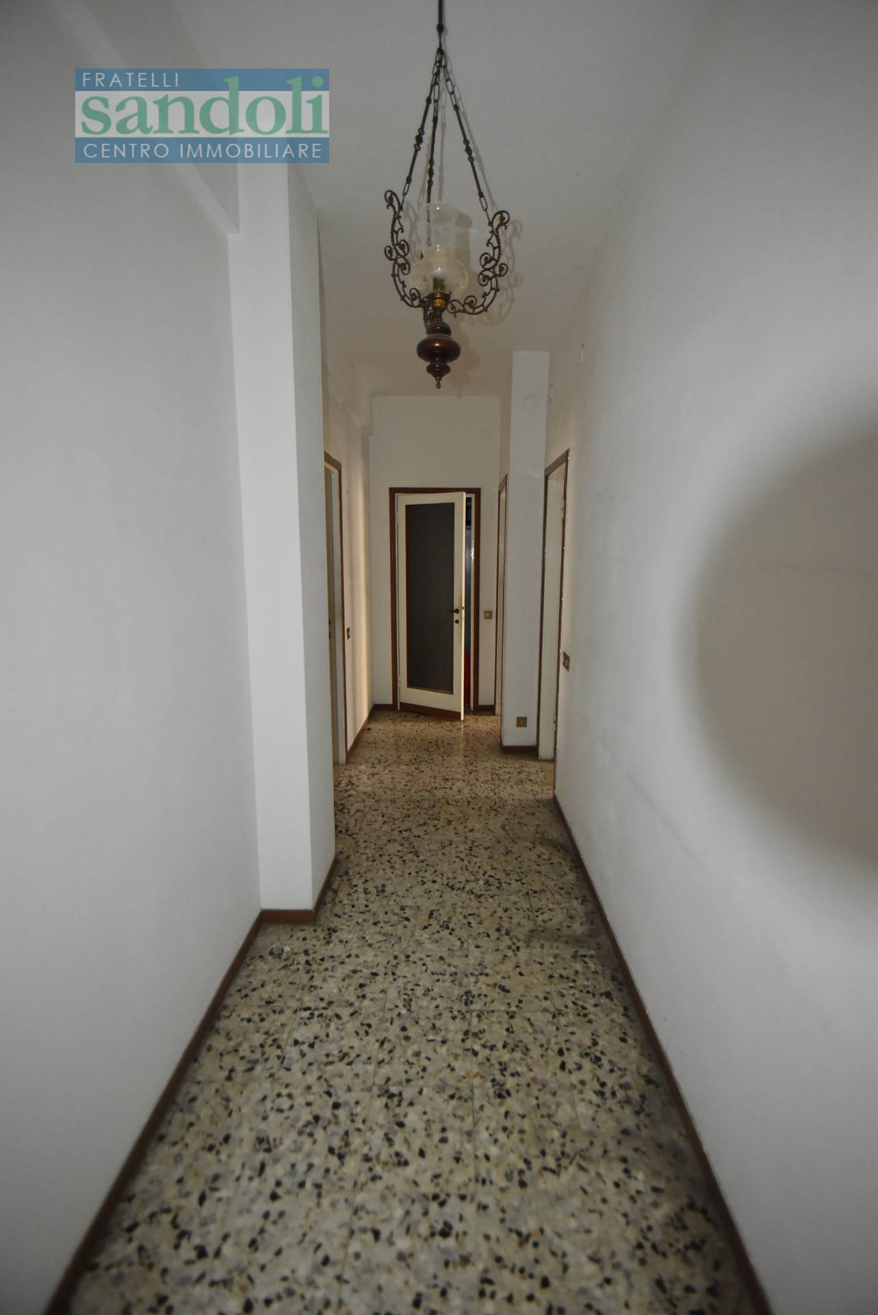 Appartamento in vendita a Vercelli, Centro