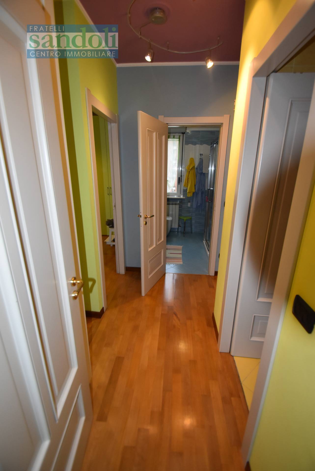 Appartamento in vendita a Vercelli, Porta Torino