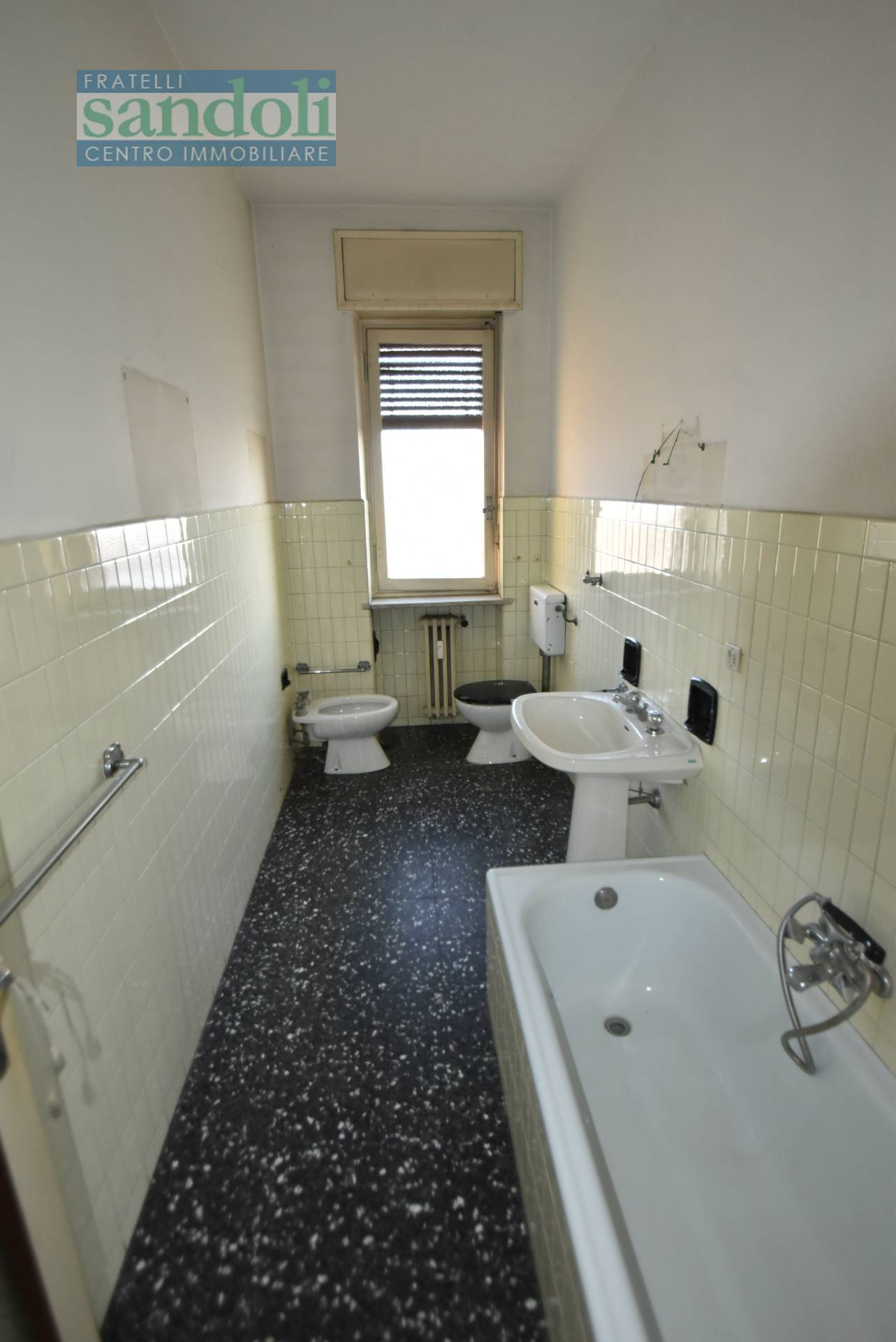 Appartamento in vendita a Vercelli, Semicentro