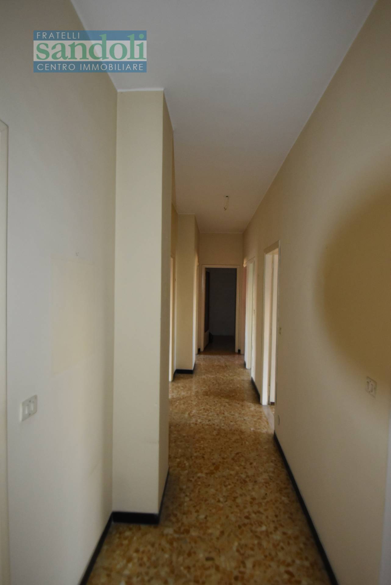 Appartamento in vendita a Vercelli, Semicentro