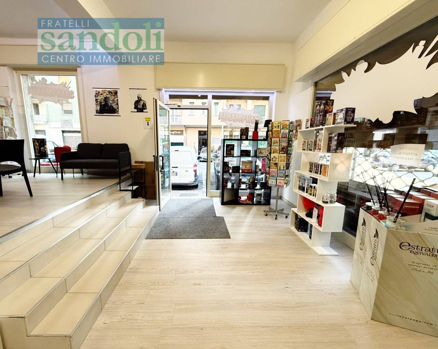Negozio-Ufficio in affitto a Vercelli, Semicentro