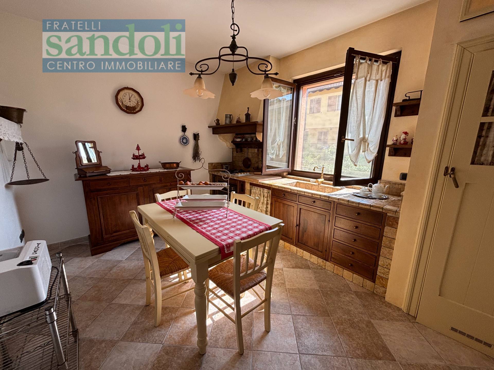 Indipendente in vendita a Caresanablot, Paesi