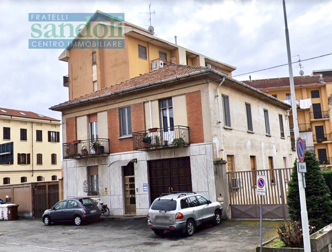 Magazzino in vendita a Vercelli, Periferia